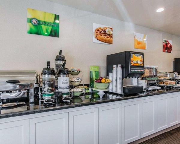 Quality Inn Rosemead image 18